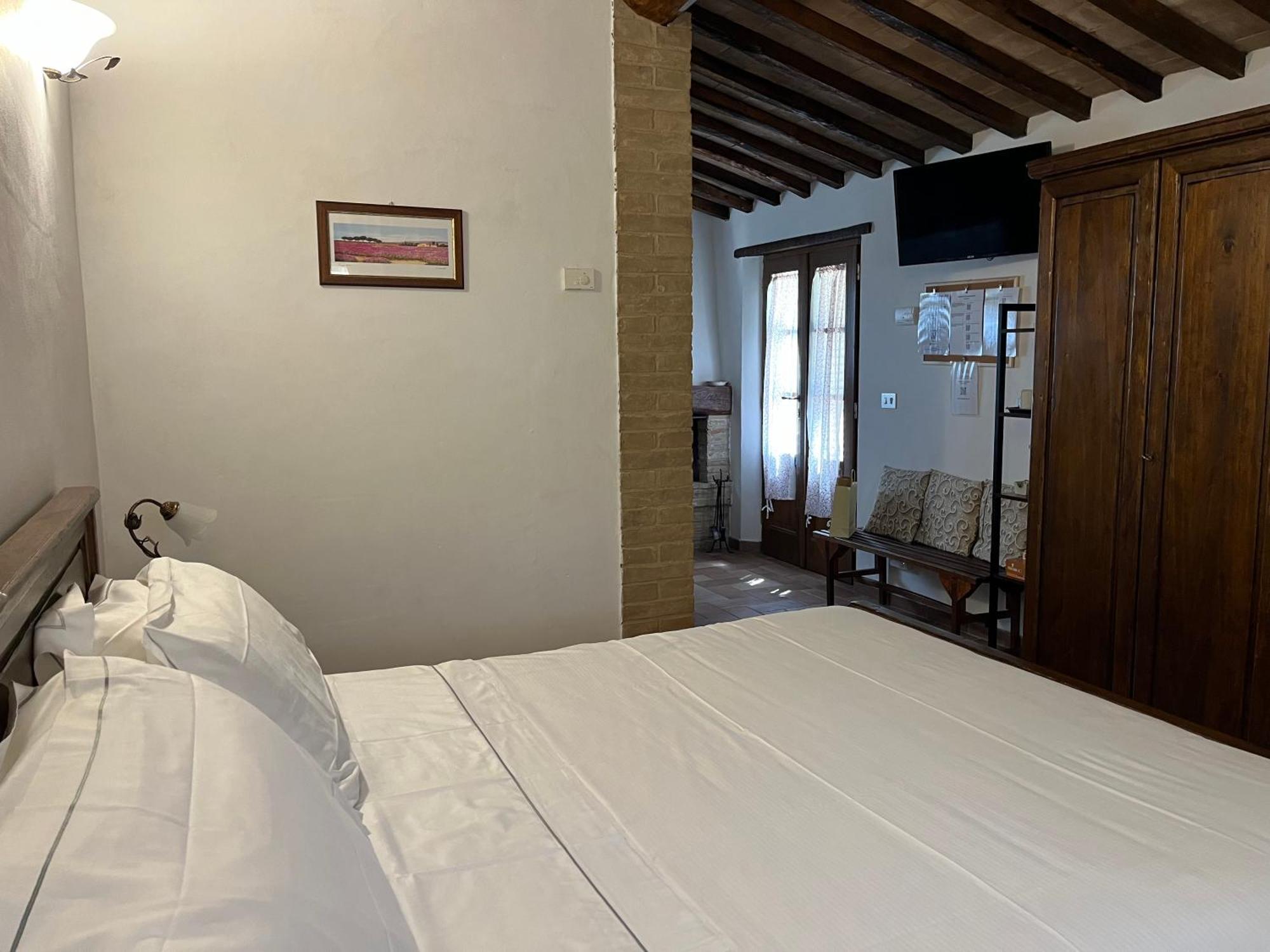 Agriturismo Le Querciole In Val D'Orcia 바뇨비뇨니 객실 사진