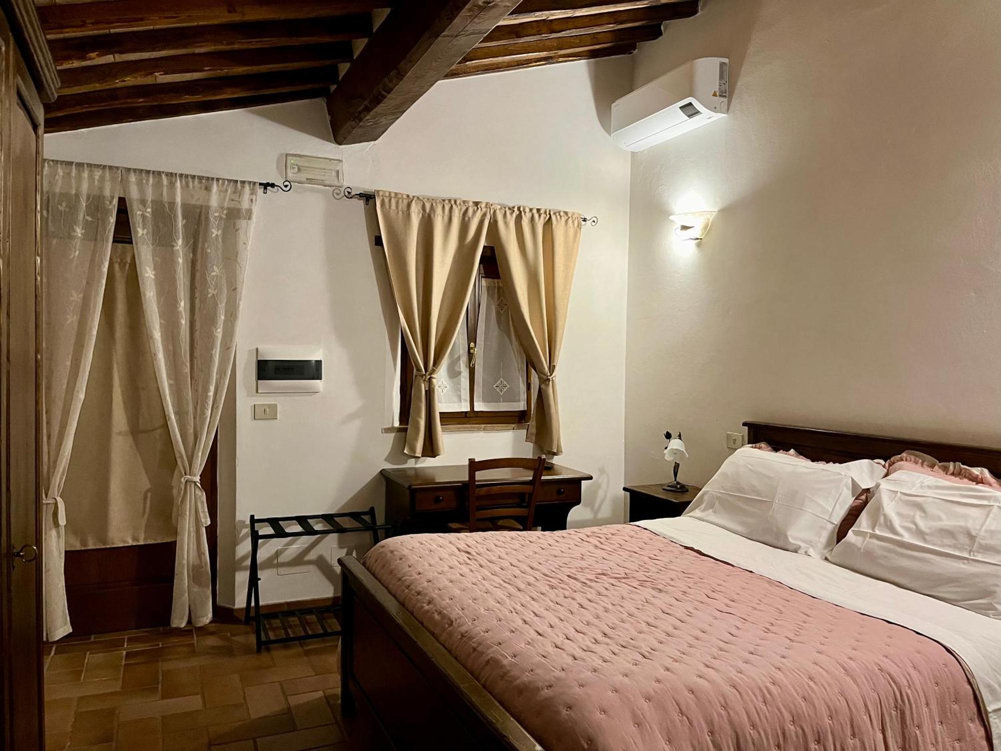 Agriturismo Le Querciole In Val D'Orcia 바뇨비뇨니 객실 사진