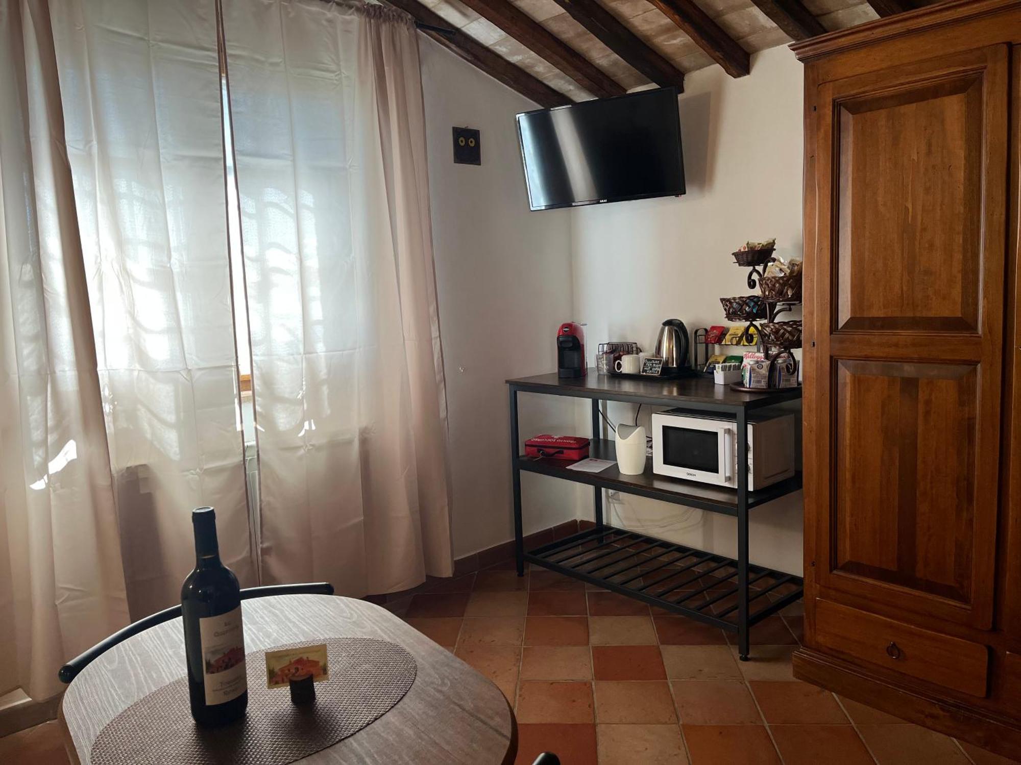 Agriturismo Le Querciole In Val D'Orcia 바뇨비뇨니 객실 사진