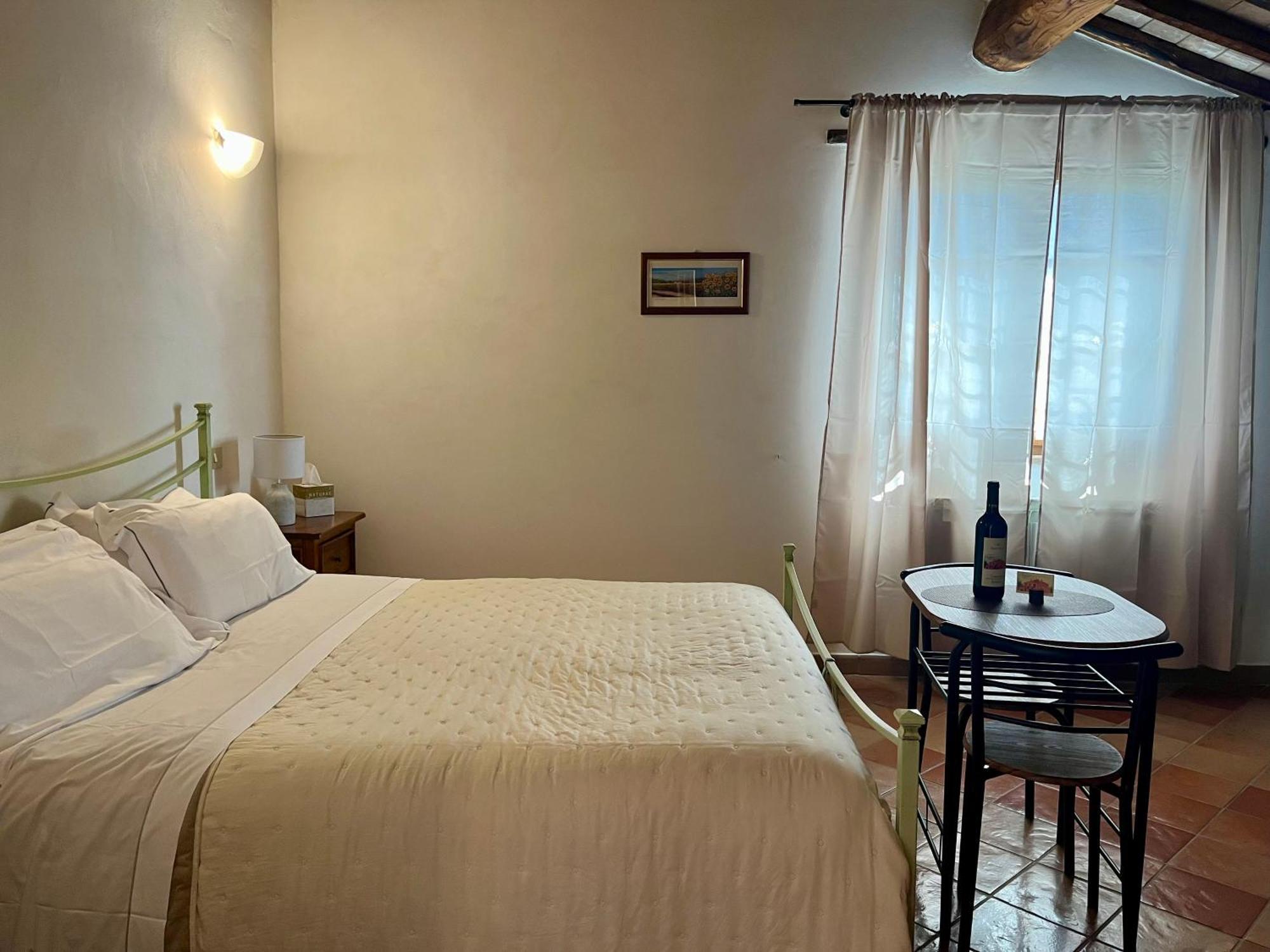 Agriturismo Le Querciole In Val D'Orcia 바뇨비뇨니 객실 사진